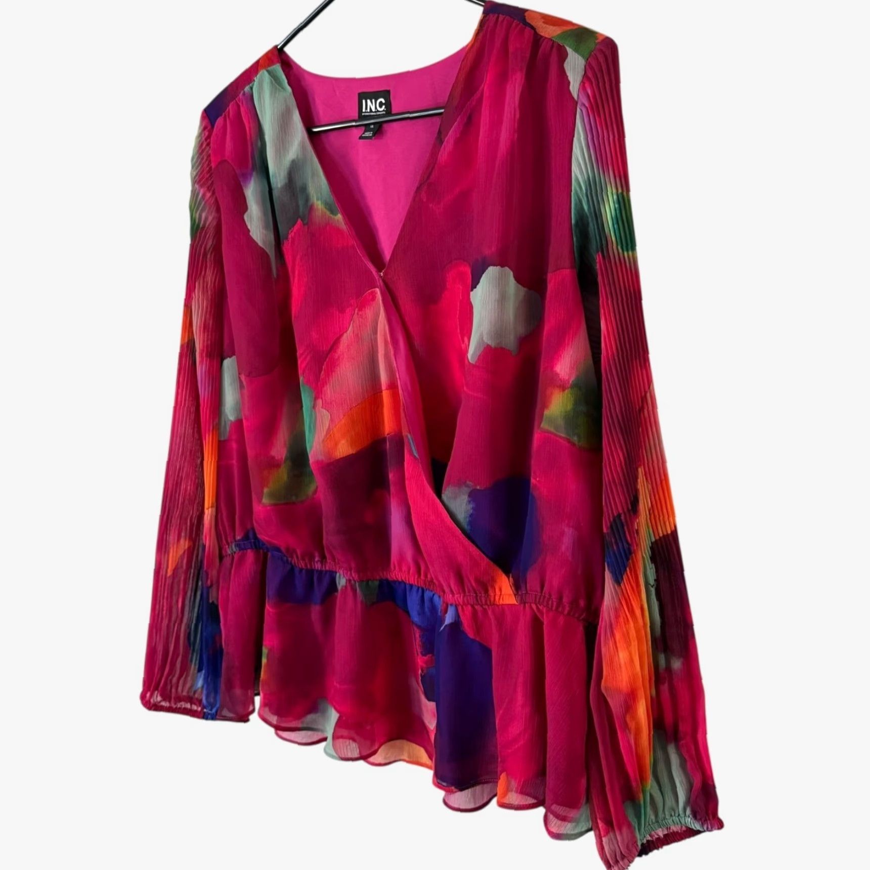 Vintage INC International Concepts Blouse V-Neck Pleated-Sleeve 1X Women's Pink Polyester Bohemian City Preppy All Seasons Size XL / US 12-14 / IT 48-50 - 2 Thumbnail