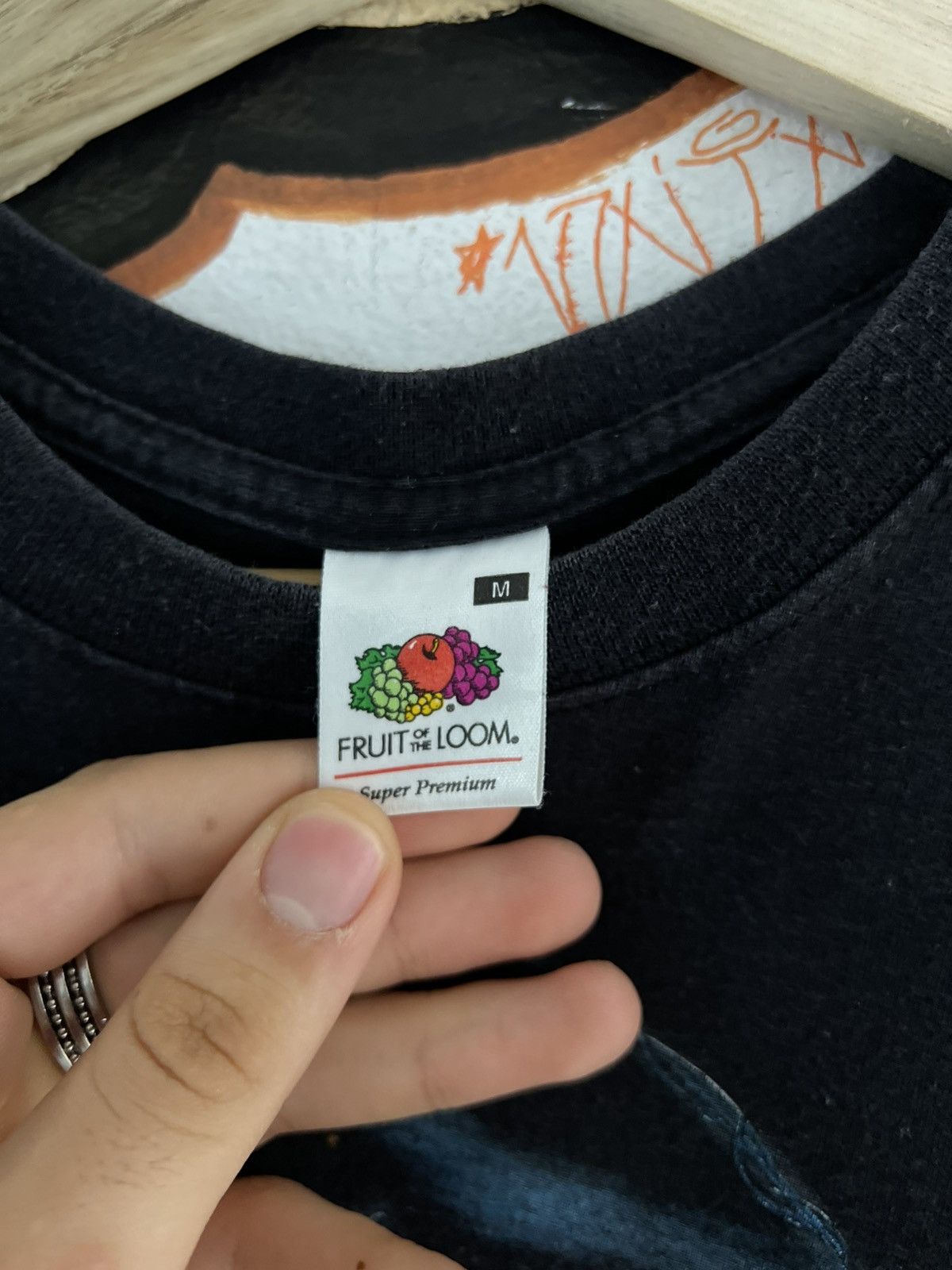 Fruit Of The Loom Quilibria Vintage T-Shirt Size US S / EU 44-46 / 1 - 4 Thumbnail