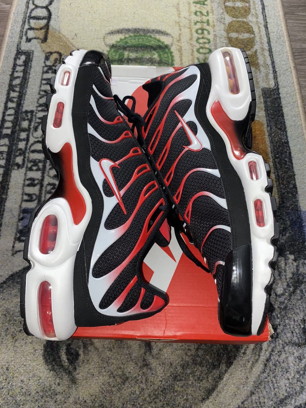 靴 28.5 Nike air maxplus pureuniversity red Air Max Plus 'Red Pure Platinum' - Nike - 852630 600