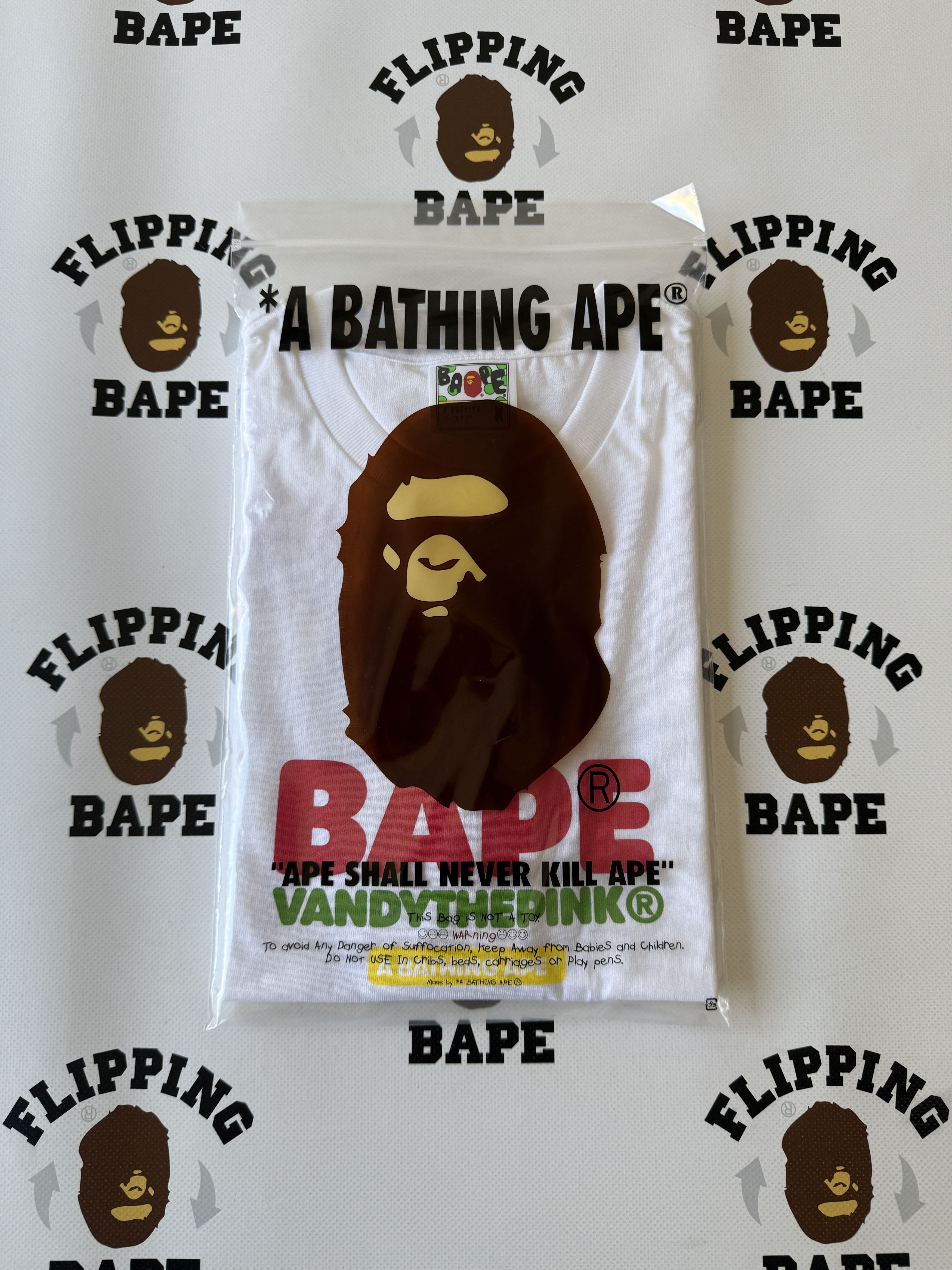 Bape BAPE GALLERY X VandyThePink BABY MILO TEE Size US M / EU 48-50 / 2 - 10 Thumbnail