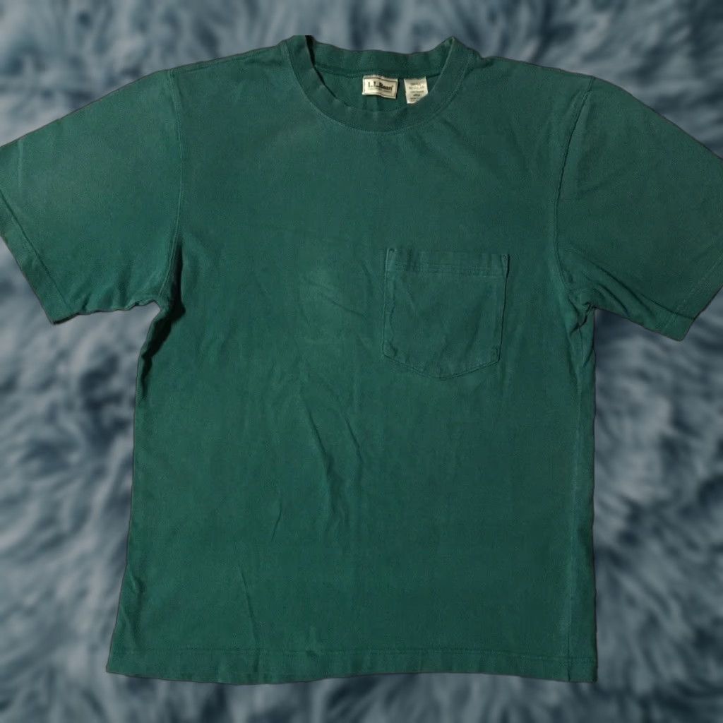 Vintage VINTAGE LL Bean Shirt Mens S Green 90s Grunge Punk Biker Trucker Surf Skate USA 80s 90s Featured Graphics: Fitness Size US S / EU 44-46 / 1 - 1 Thumbnail