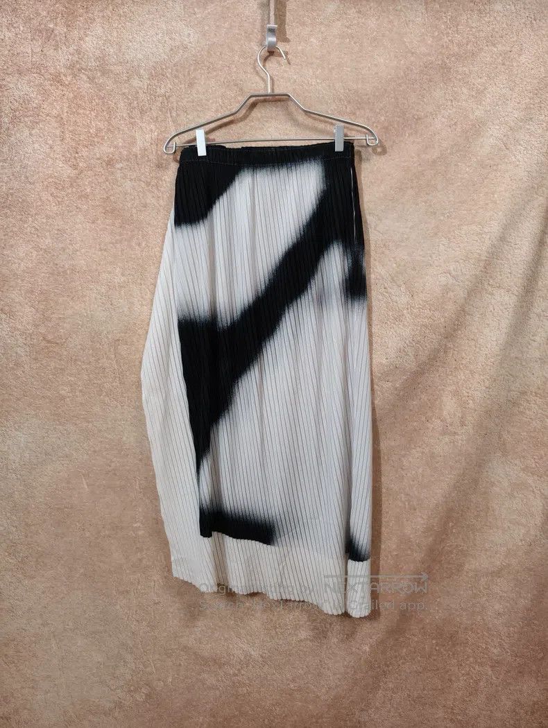 Issey Miyake Issey Miyake Main Line Color-Block Pleated Midi Skirt Size 25" / US 0 / IT 36 - 3 Thumbnail