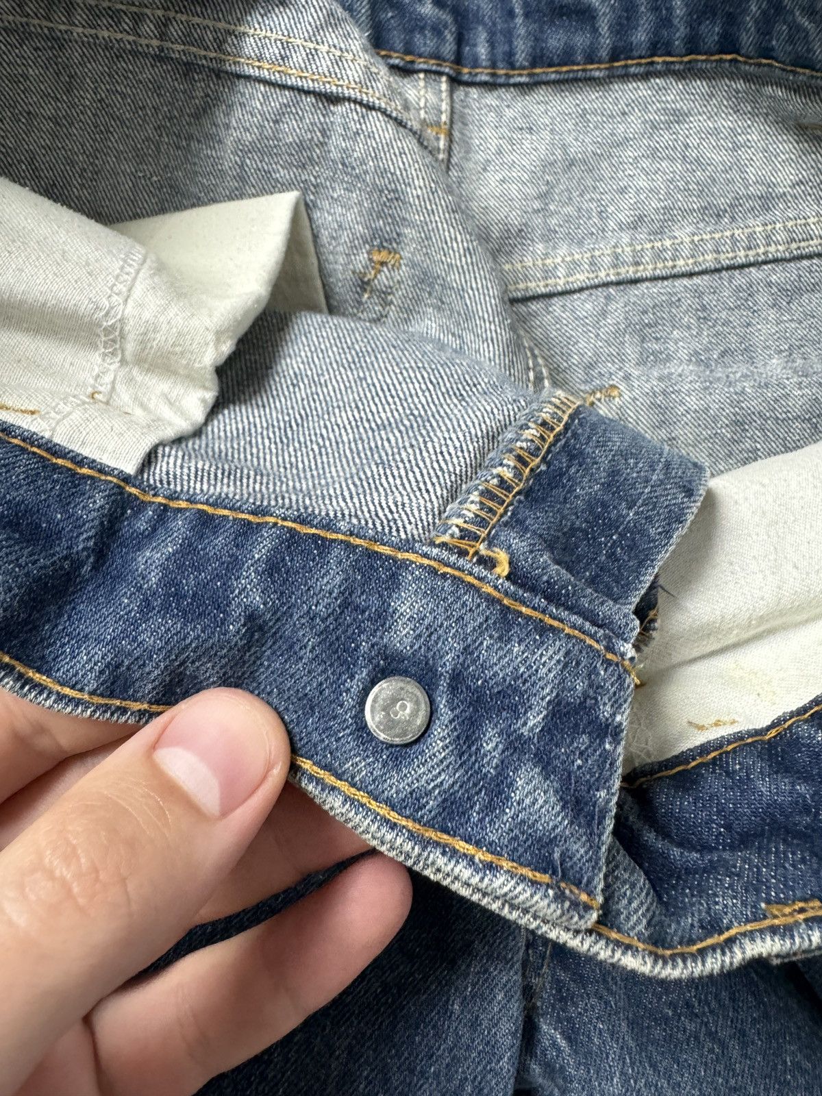Levi's Levi’s vintage 90s blue faded orange tab flared jeans Size US 36 / EU 52 - 10 Thumbnail
