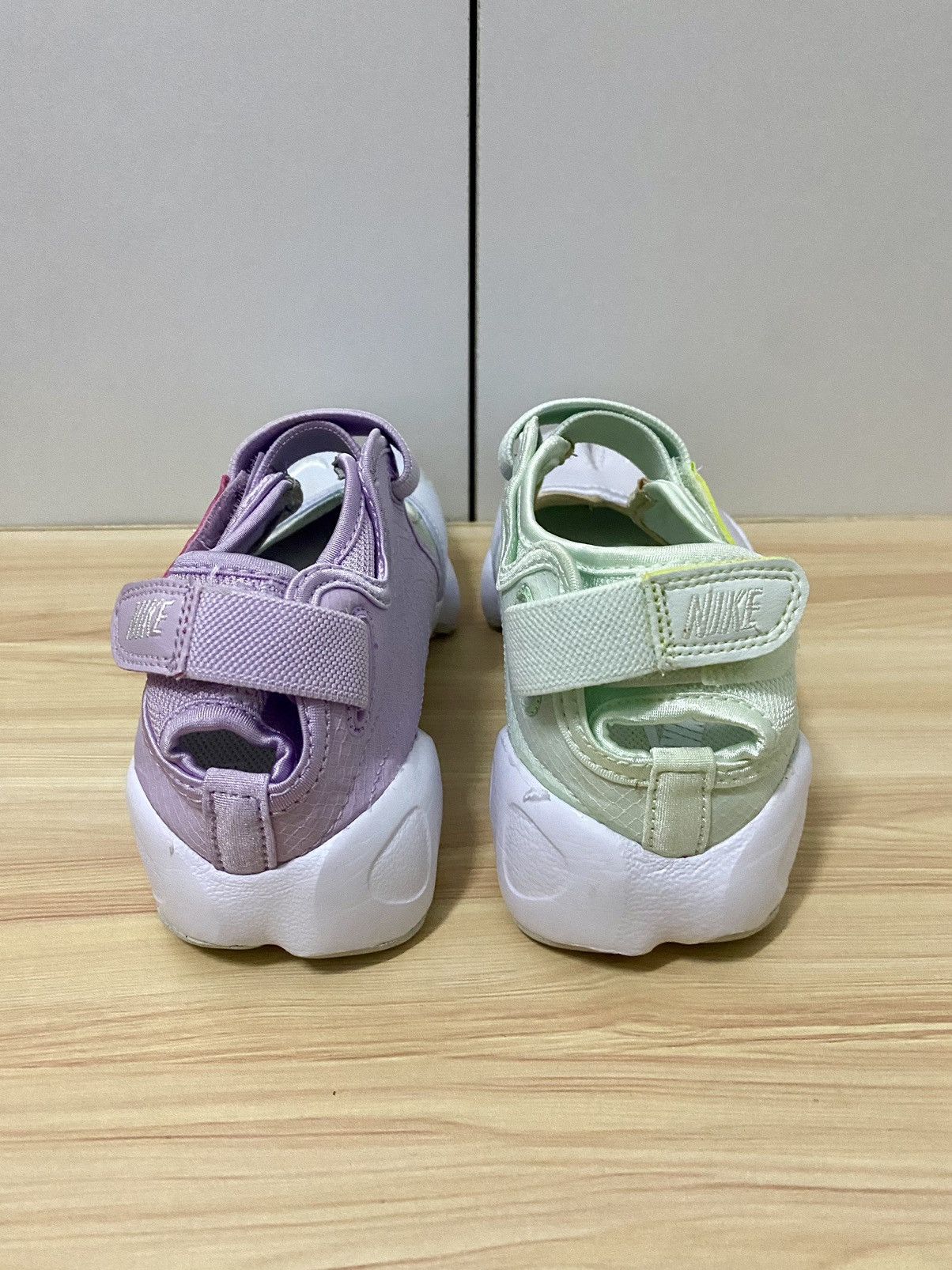 Nike Nike Air Rift Breath Aqua Tabi Women sandals Size US 7 / IT 37 - 5 Thumbnail