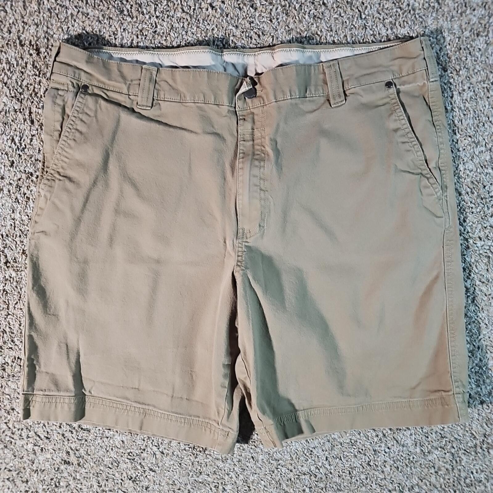 Columbia Columbia Regular Fit 42 Shorts Size US 42 / EU 58 - 1 Thumbnail