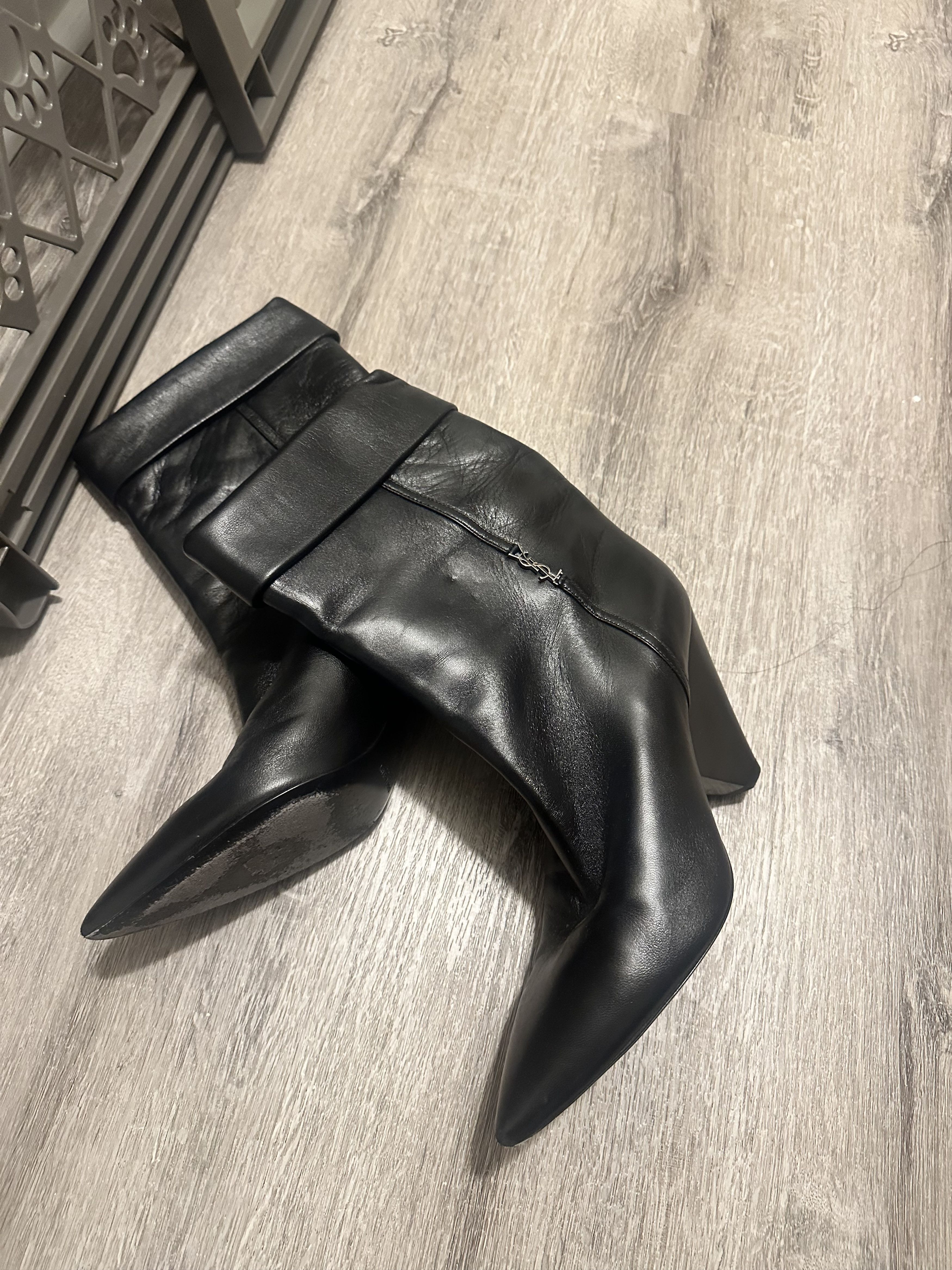 Yves Saint Laurent SAINT LAURENT Niki Booties Black Heeled Calfskin Leather Size US 8 / IT 38 - 5 Thumbnail
