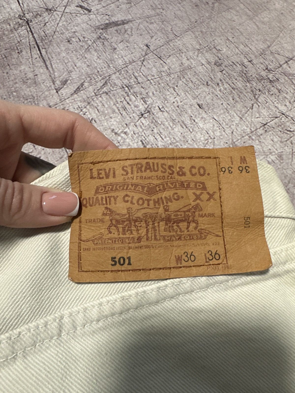Levi's × Levi's Vintage Clothing Levi's 501 90s Vintage Mens Denim Pants Jeans Made in USA Size US 36 / EU 52 - 8 Thumbnail
