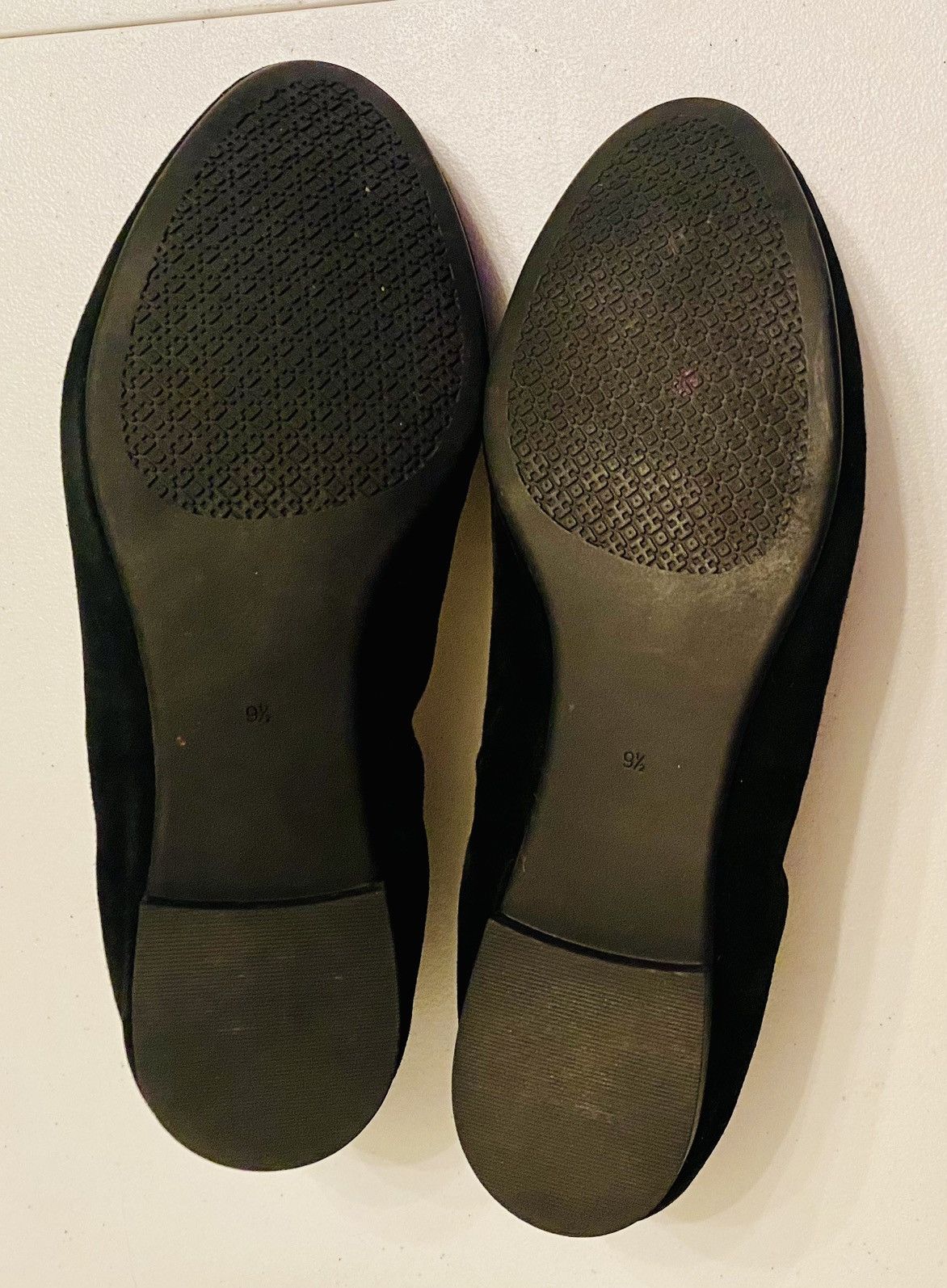 Tory Burch Tory Burch Suede Black Crystal Logo Vamp Delphine Ballet 9.5 Size US 9.5 / IT 39.5 - 10 Thumbnail