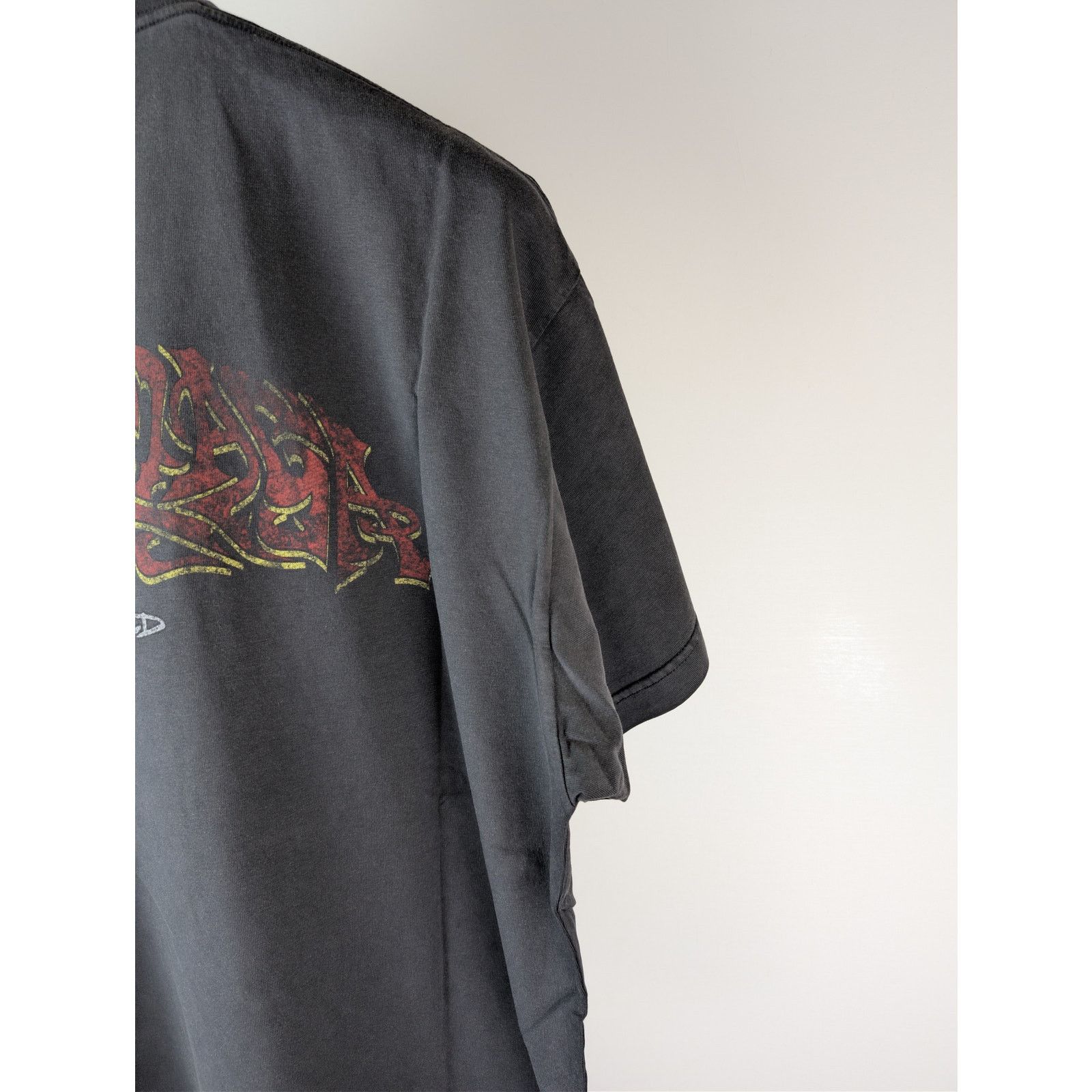 Balenciaga o1rshd1 Offshore Oversized Vintage Jersey T-Shirt in Black Size US XL / EU 56 / 4 - 13 Thumbnail