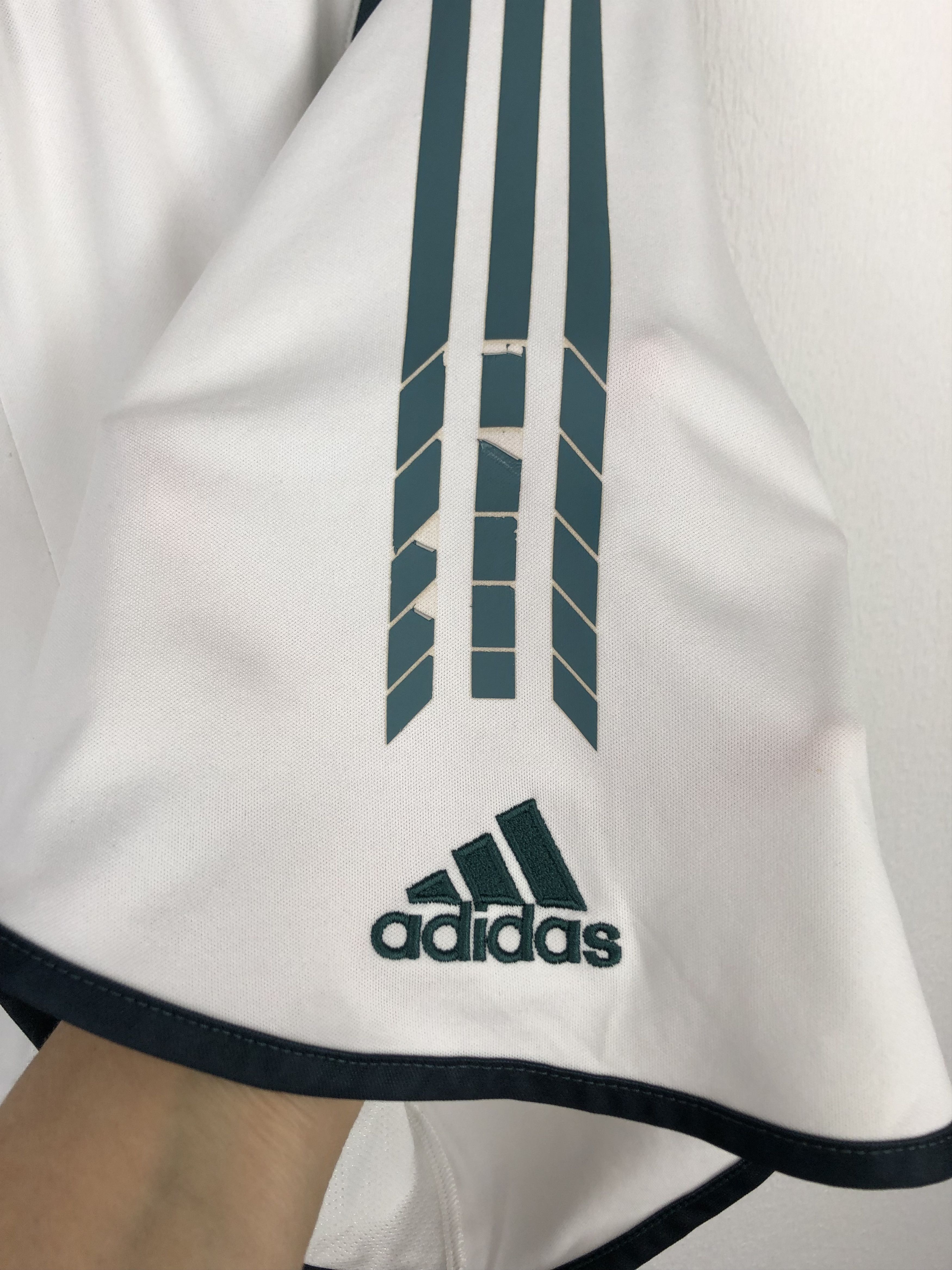 Adidas Vintage Adidas Newcastle United Football Shorts Soccer L Size US 34 / EU 50 - 5 Thumbnail