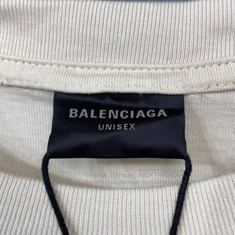 Balenciaga Balenciaga Short-sleeve T-shirt with letter print logo, be Size US XS / EU 42 / 0 - 7 Thumbnail