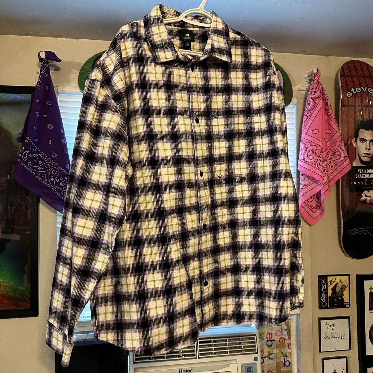 H&M H&M: Oversized Fit Corduroy Shirt (Purple Plaid) Size US L / EU 52-54 / 3 - 1 Thumbnail