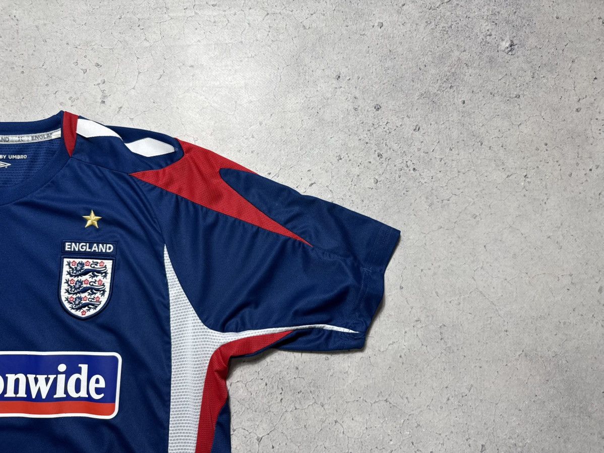 Umbro Umbro England Team Training 2005/2006 Soccer Jersey Vintage Size US M / EU 48-50 / 2 - 3 Thumbnail