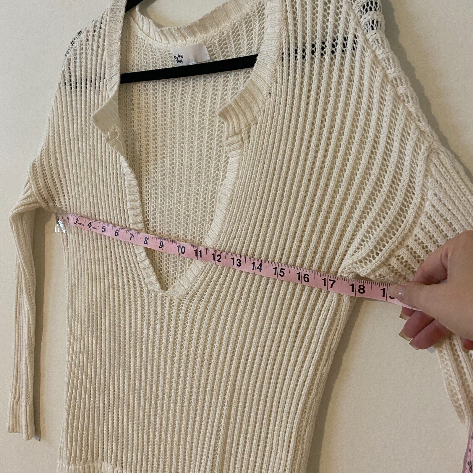 REVOLVE Revolve By The Way Ivory Pearl Sheer Knit Sweater V-Neck S Size S / US 4 / IT 40 - 8 Thumbnail