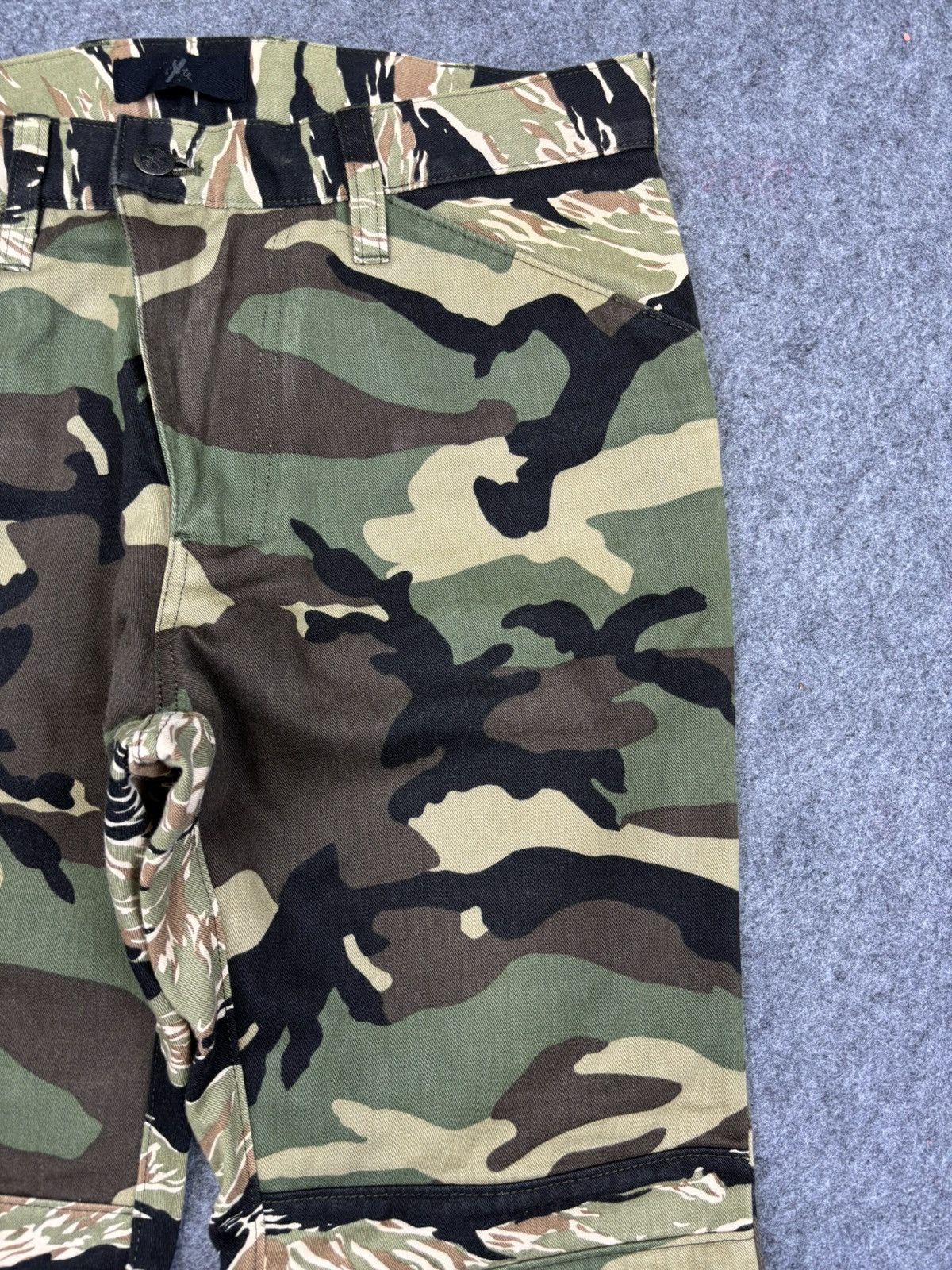 Yohji Yamamoto Yohji Yamamoto TigerStripe Woodland Patchwork Pant F709 Size US 30 / EU 46 - 4 Thumbnail