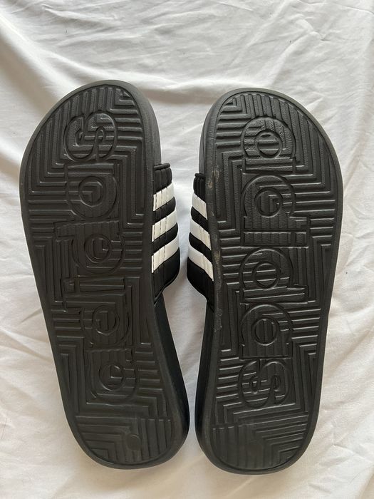 Adidas 2000s Used Adidas Therapeutic Bumpy Black&White Slides | Grailed