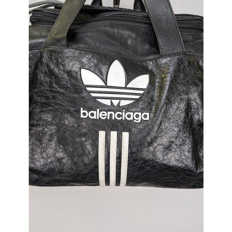 Adidas × Balenciaga o1rshd1 Aged Arena Lamb Gym Bag in Black/White Size ONE SIZE - 6 Thumbnail