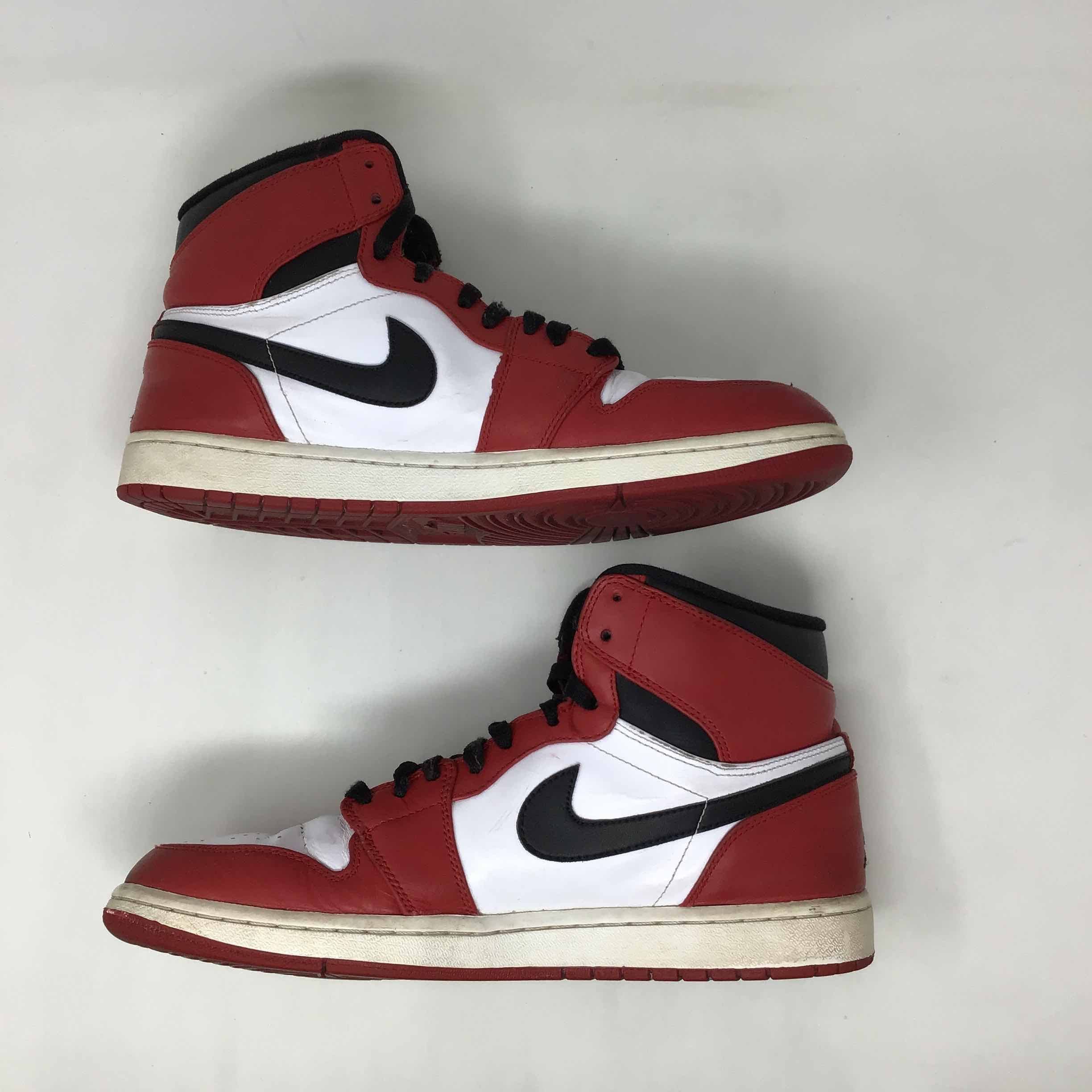 Air Jordan 1 Retro High Chicago 2013