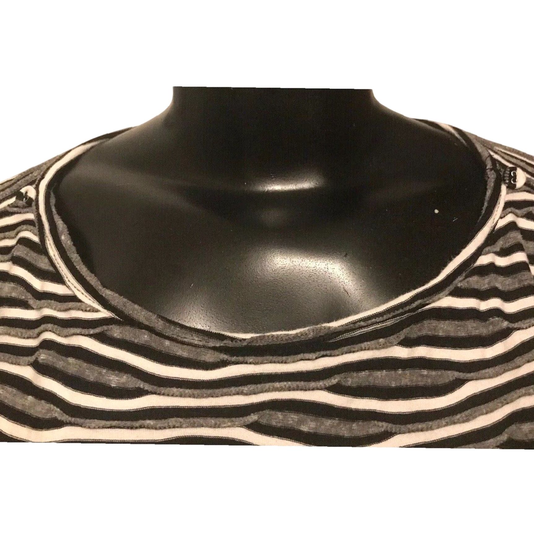 Vintage VINTAGE New Directions Shirt Striped Short Sleeve Womens Pullover XS XL Petite Pullover Black Striped 3 Button Shoulder Knit Top Womens Size XL / US 12-14 / IT 48-50 - 5 Thumbnail