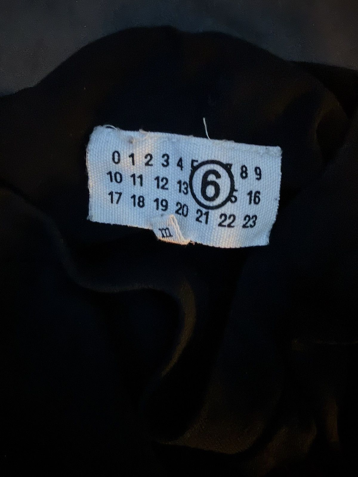 Maison Margiela Margiela Red Numbers Tee Size US M / EU 48-50 / 2 - 3 Thumbnail