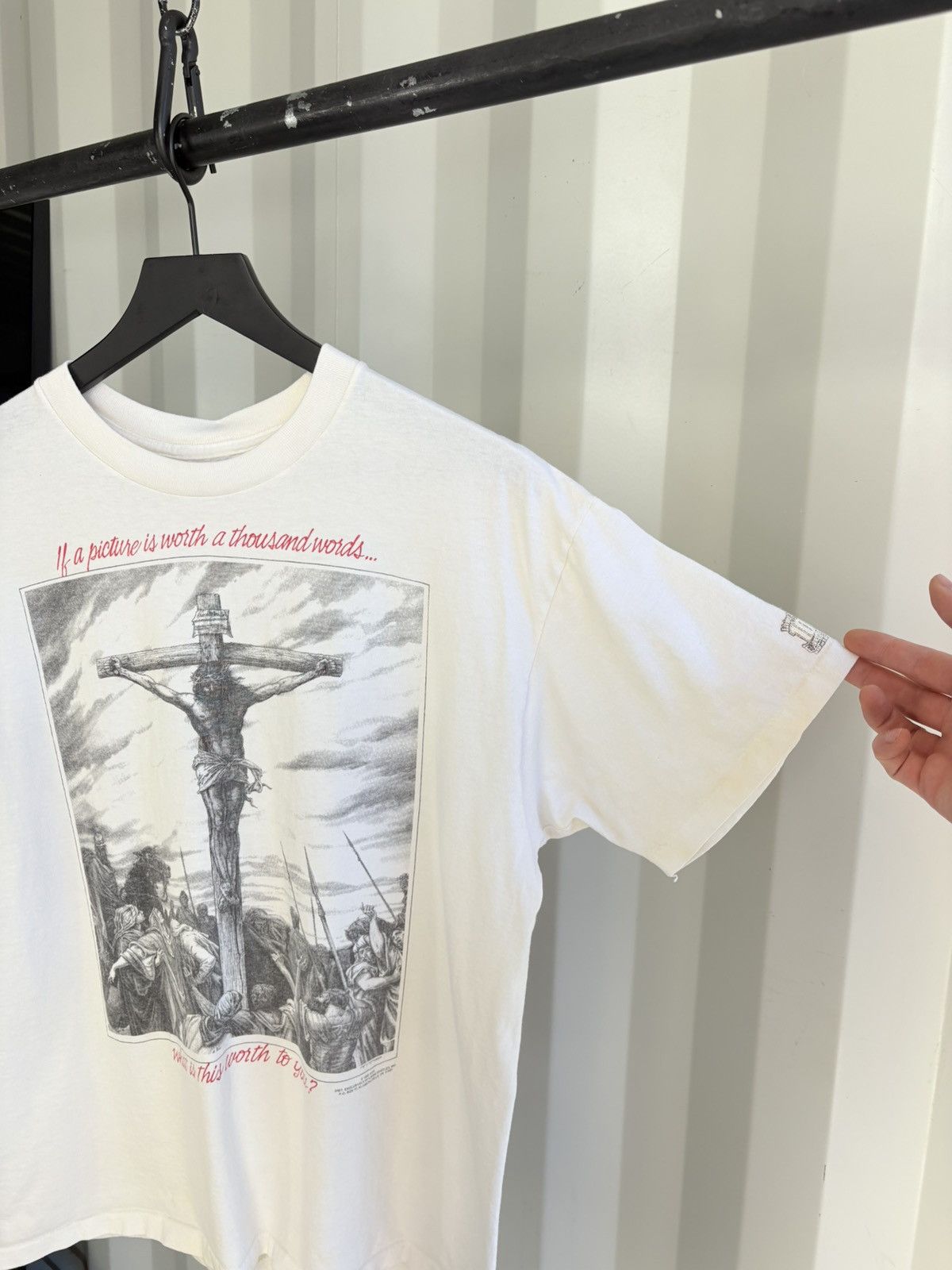 Vintage Vintage Jesus Living Epistles Shirt Thrashed Faded Grunge Size US XL / EU 56 / 4 - 2 Thumbnail