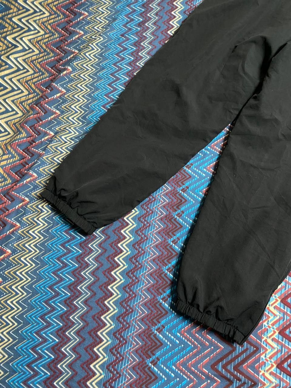 Nike × Vintage Vintage Nike Small Logo Nylon Drill Black Track Pants Size US 34 / EU 50 - 16 Thumbnail