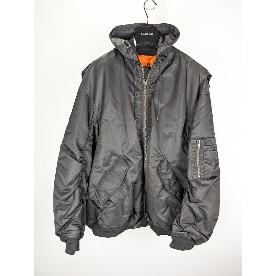 Balenciaga o1rshd1 Bomber Nylon In Black Size US L / EU 52-54 / 3 - 2 Thumbnail
