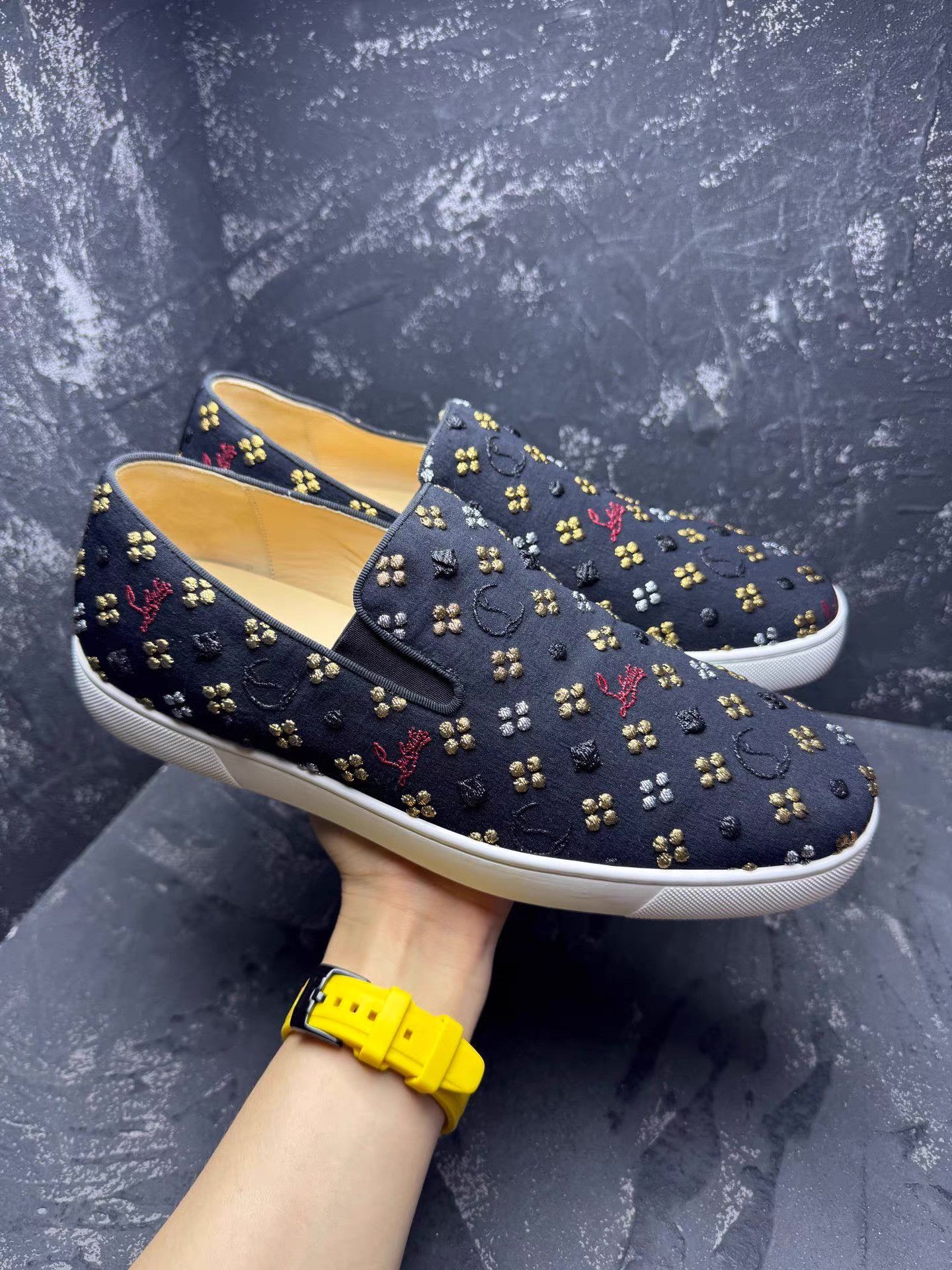 Clarks ChristianLouboutinEmbroideredWovenAll-OverPrintSlip-Ons Q10 Size US 10 / EU 43 - 4 Thumbnail