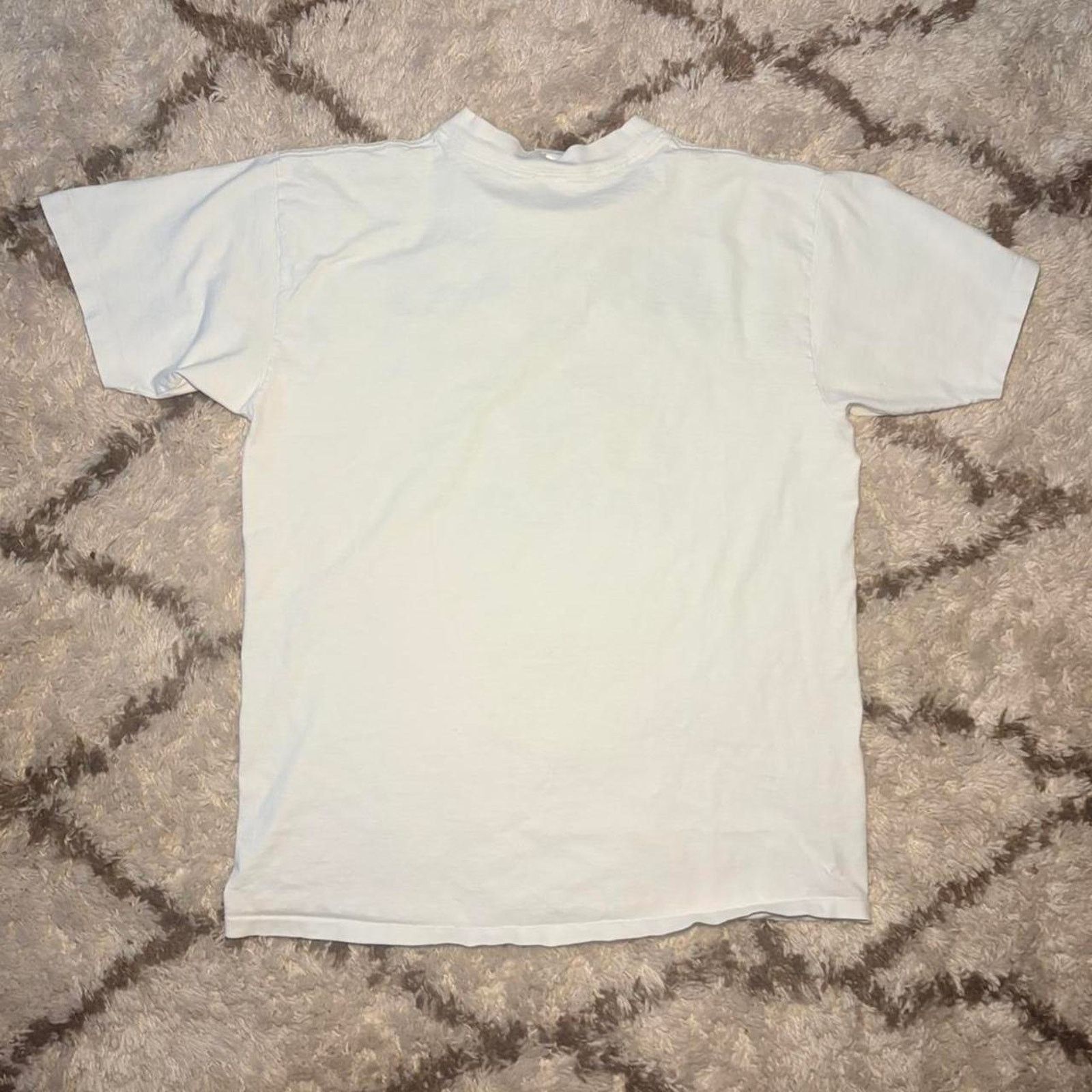 Delta Jones tavern graphic t shirt delta Size US XL / EU 56 / 4 - 2 Thumbnail