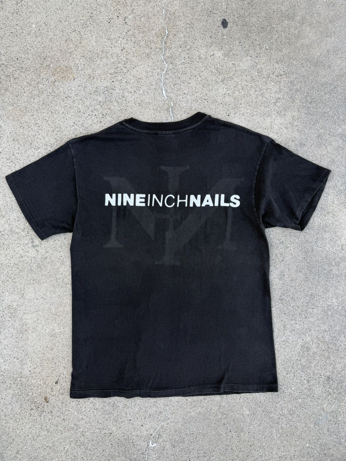 Vintage 1990s Nine Inch Nails "NIN" Band Tee Size US L / EU 52-54 / 3 - 3 Thumbnail