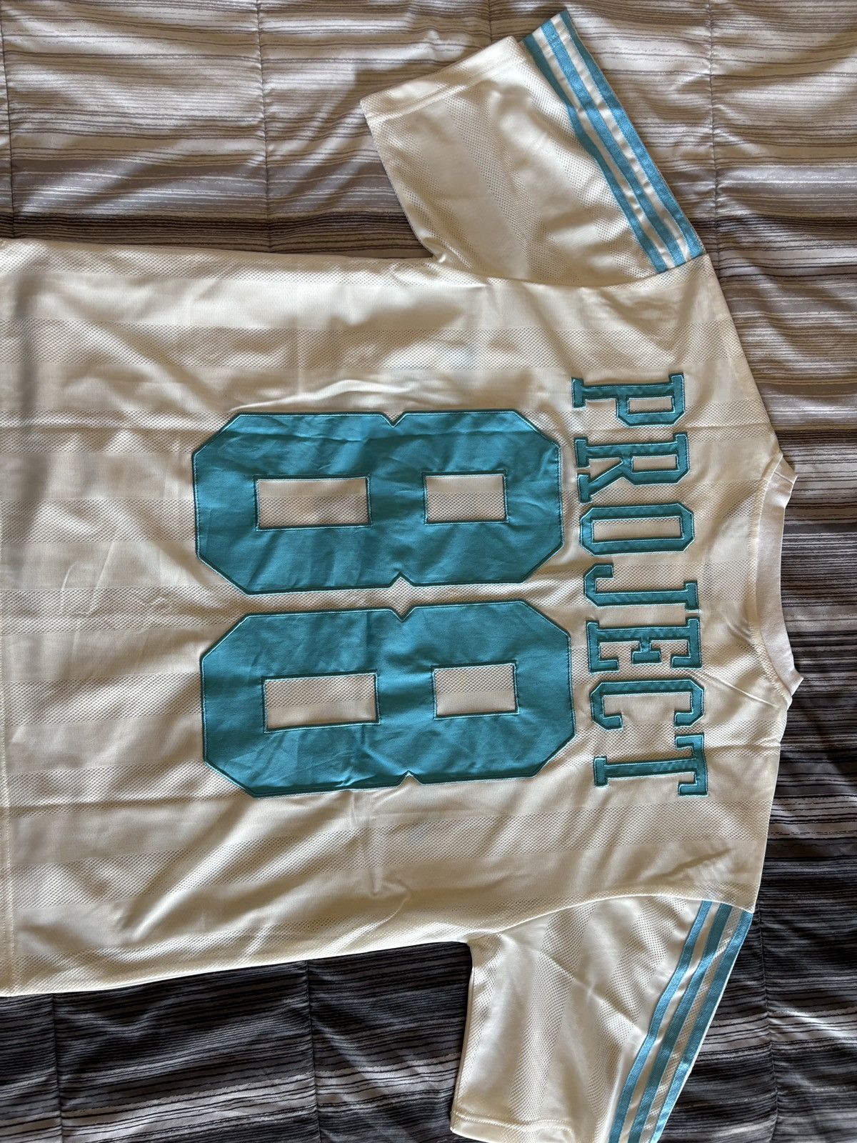 Other Capri 88 running man jersey Size US L / EU 52-54 / 3 - 8 Thumbnail