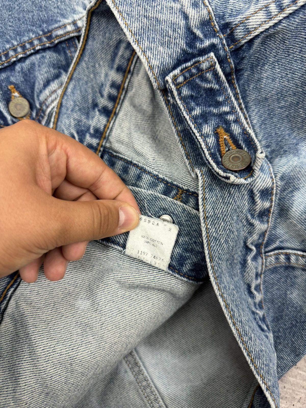Levi's Vintage Levi’s Denim Button Jeans Jacket Made in USA Size S Size US S / EU 44-46 / 1 - 14 Thumbnail