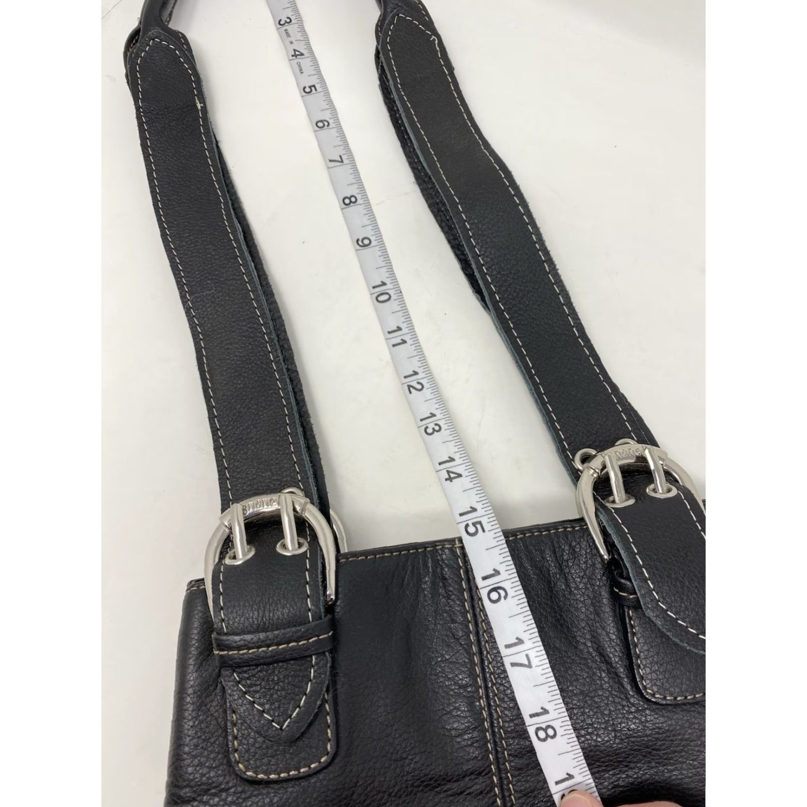 Vintage Tignanello Leather Shoulder Bag Satchel Purse Buckle Strap Black Bucket Style Medium Women Shoulder Bag Vintage No Size ONE SIZE - 3 Thumbnail