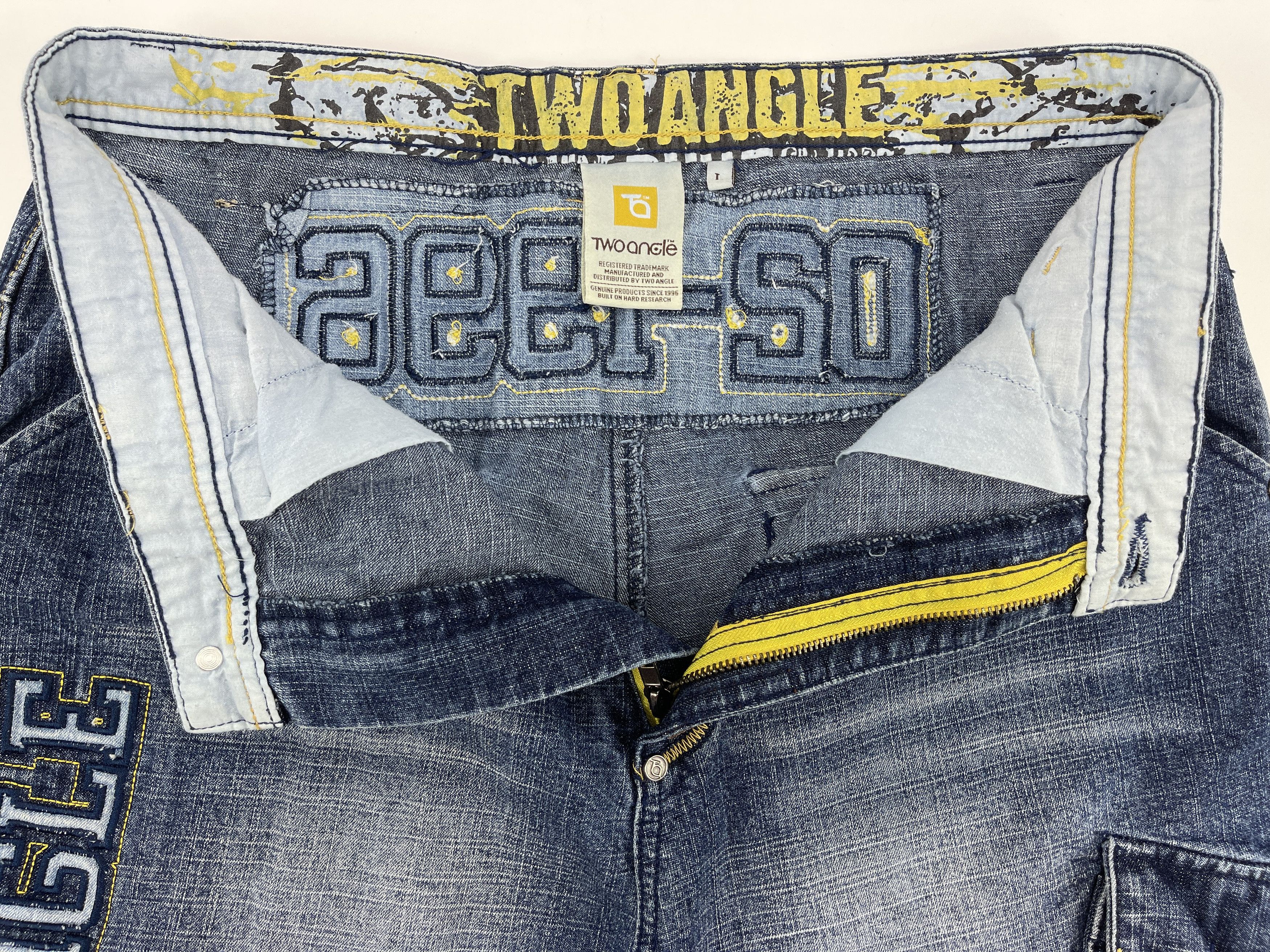 Other Two Angels jeans shorts, vintage baggy denim, 90s skater 34 Size US 34 / EU 50 - 11 Thumbnail