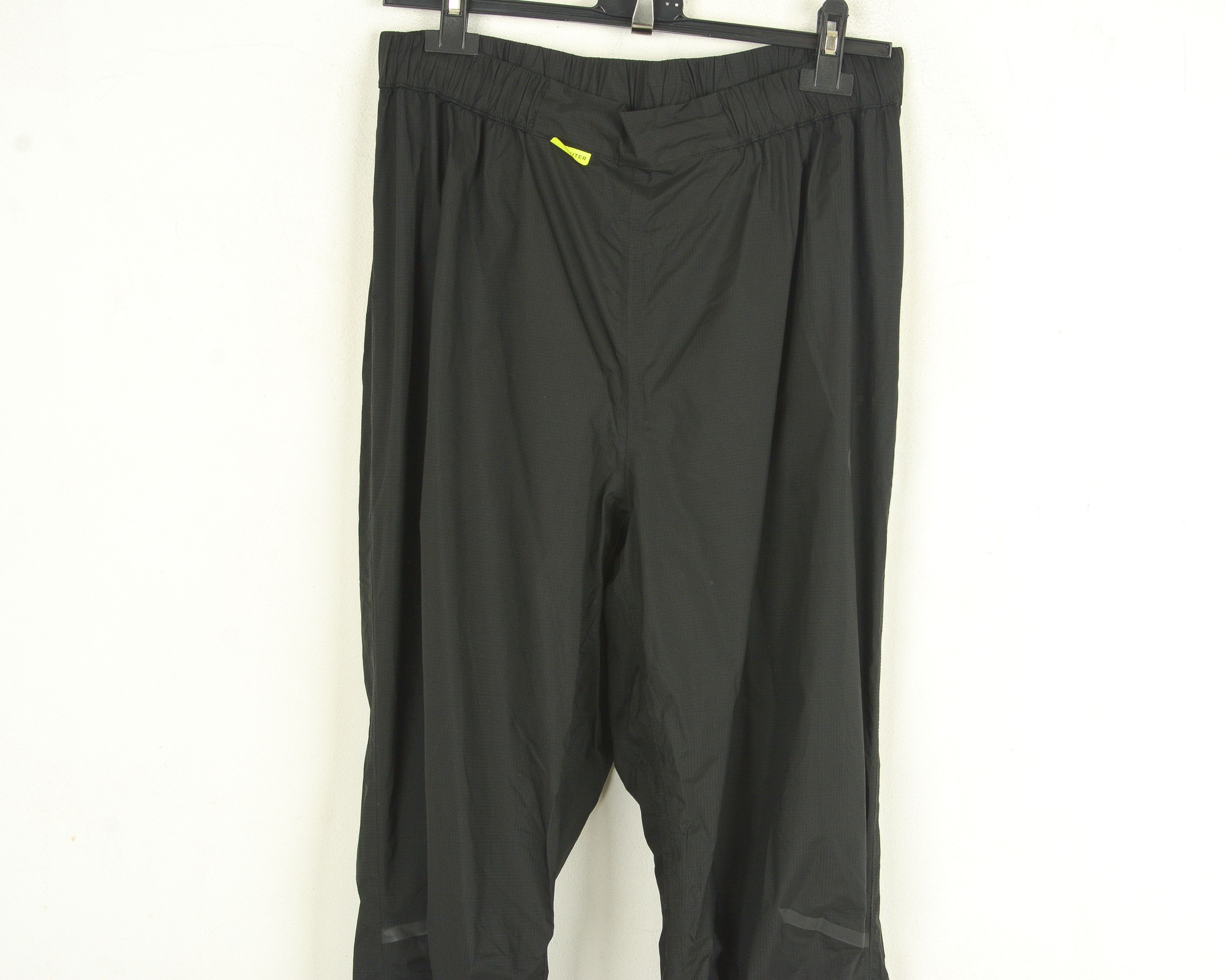 Cafe du Cycliste AGU Poray Commuter 10000 mm bicycle rain pants XL shoe cover Size US 38 / EU 54 - 2 Thumbnail