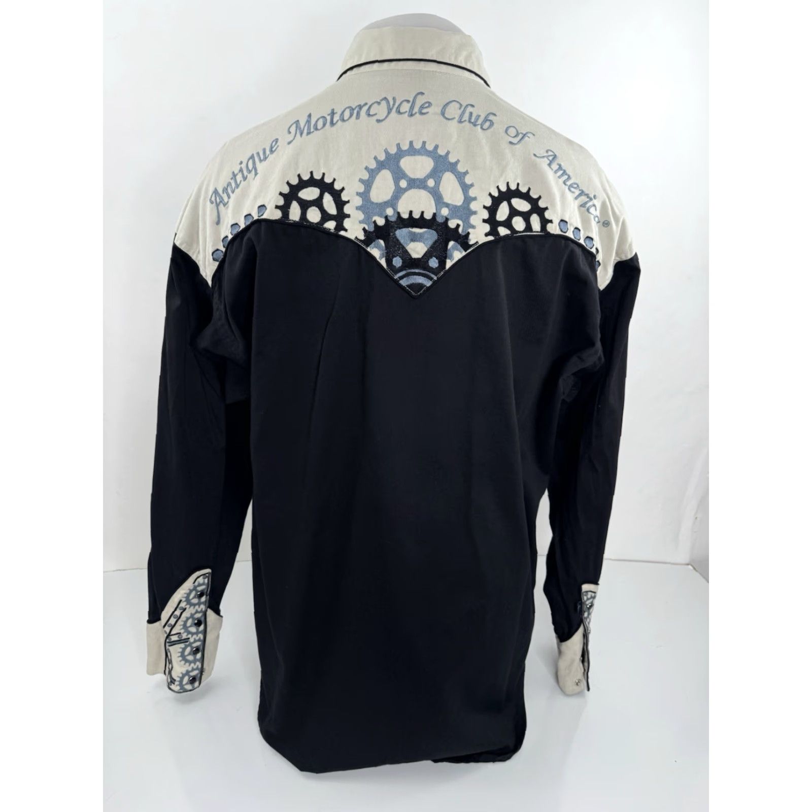 Rockmount Ranch Wear ANTIQUe? ANTIQUE MOTORCYCLE CLUB of AMERICA AMCA Rockmount Ranch XL Embroidered Shirt Size US XL / EU 56 / 4 - 6 Thumbnail