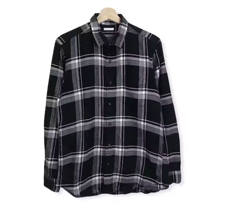 image of G.u Plaid Tartan Flannel Shirt, Men's (Size Large)