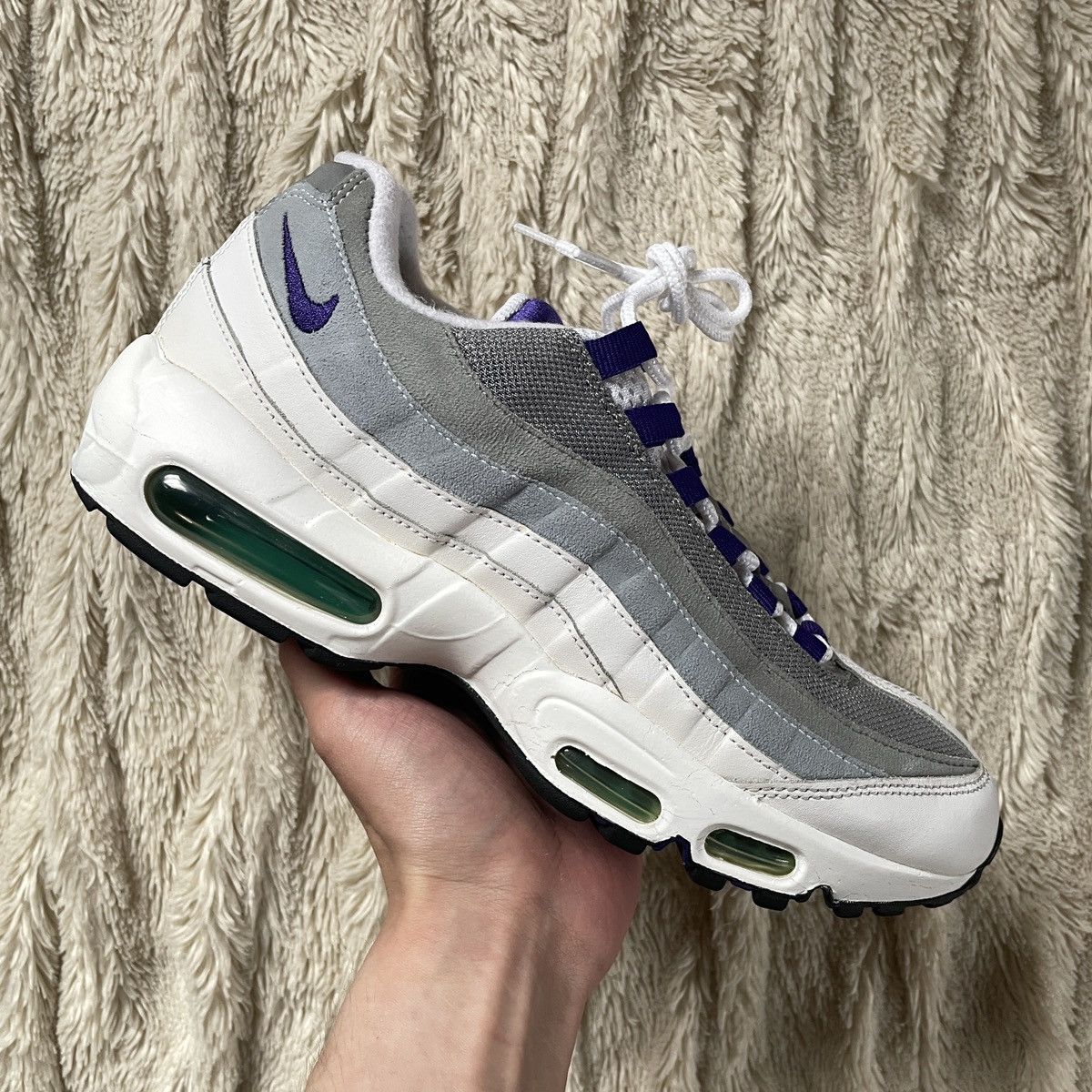 Nike 2015 NIKE AIR MAX 95 OG RETRO GRAPE sb futura | Grailed