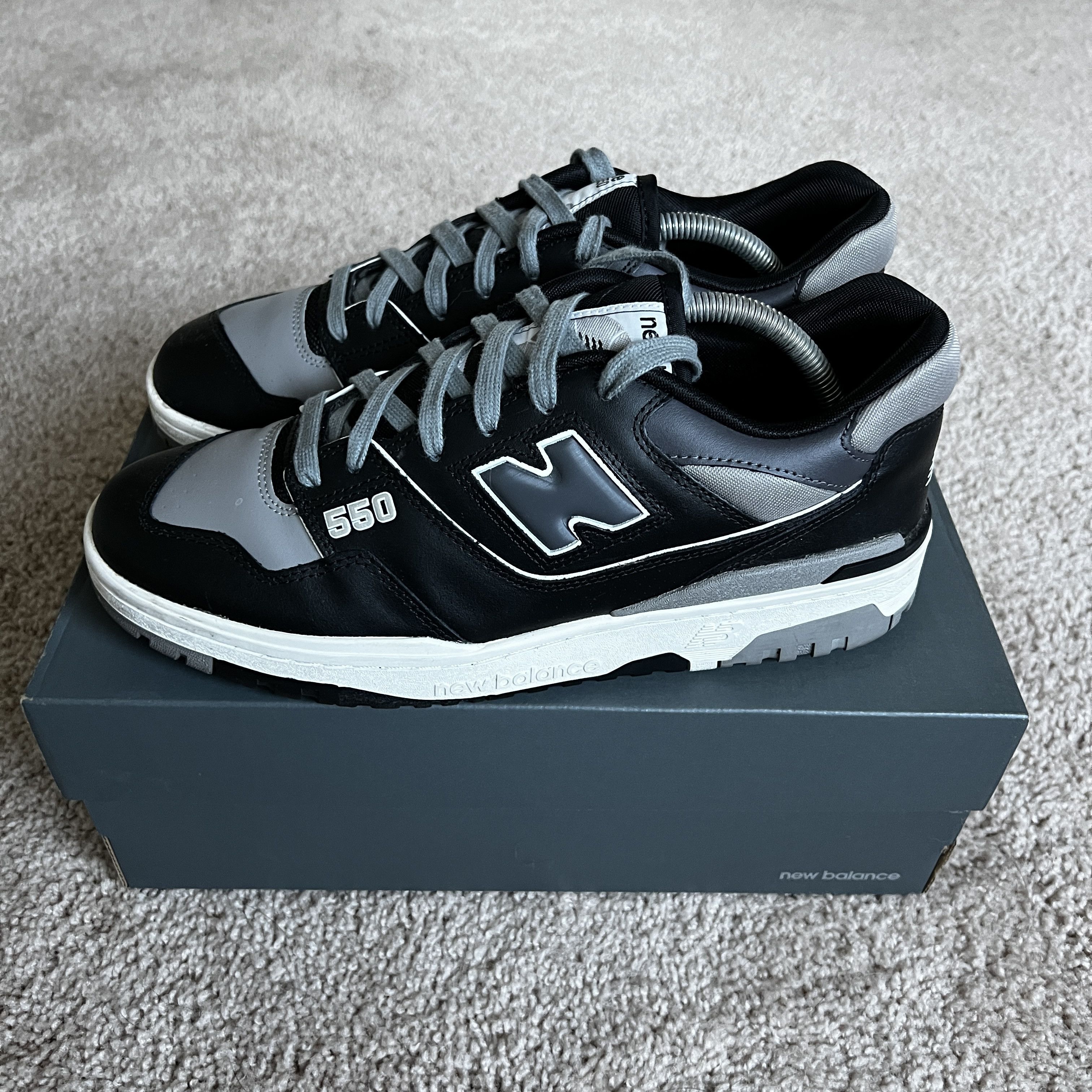 New Balance New Balance 550 Low Shadow Size US 9.5 / EU 42-43 - 3 Thumbnail