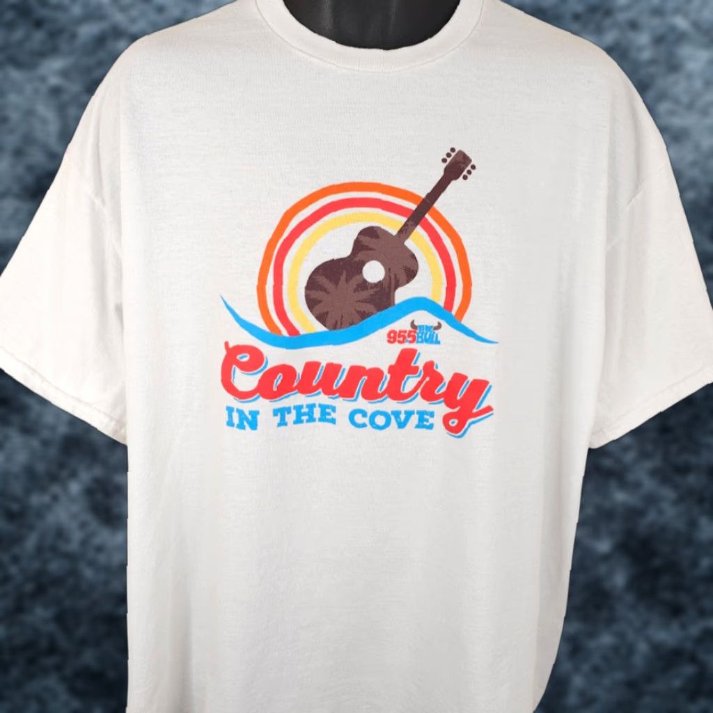 Gildan VINTAGE 95.5 The Bull T Shirt Mens 2XL White Country In The Cove Las Vegas Radio Station Gildan Crew Neck Short Sleeve Cotton Blend Regular Mens Size US XXL / EU 58 / 5 - 1 Thumbnail