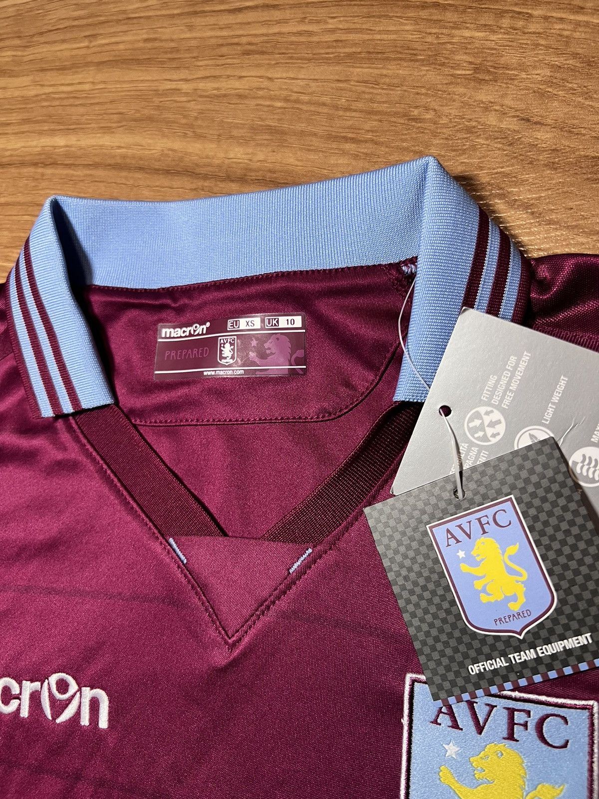 Macron Macron Aston Villa football club shirt jersey drill drip y2k Size US XS / EU 42 / 0 - 4 Thumbnail