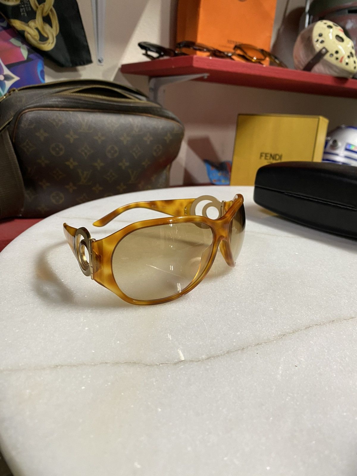 Salvatore Ferragamo Salvatore Ferragamo Sunglasses Women’s Round Shades Size ONE SIZE - 8 Thumbnail