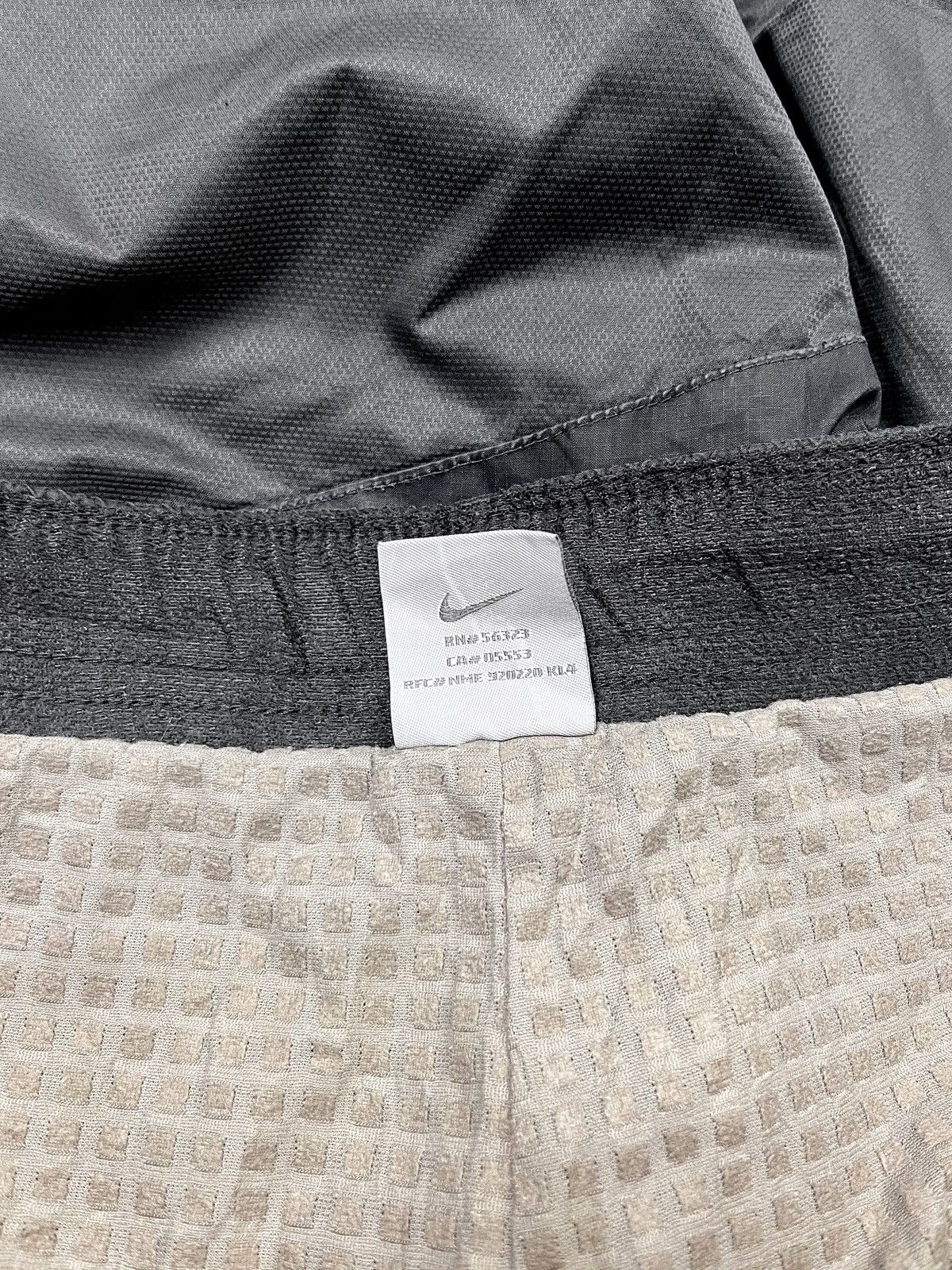 Nike 2005 Nike Clima-Fit Vintage Technical Track Pants Size US 30 / EU 46 - 12 Thumbnail
