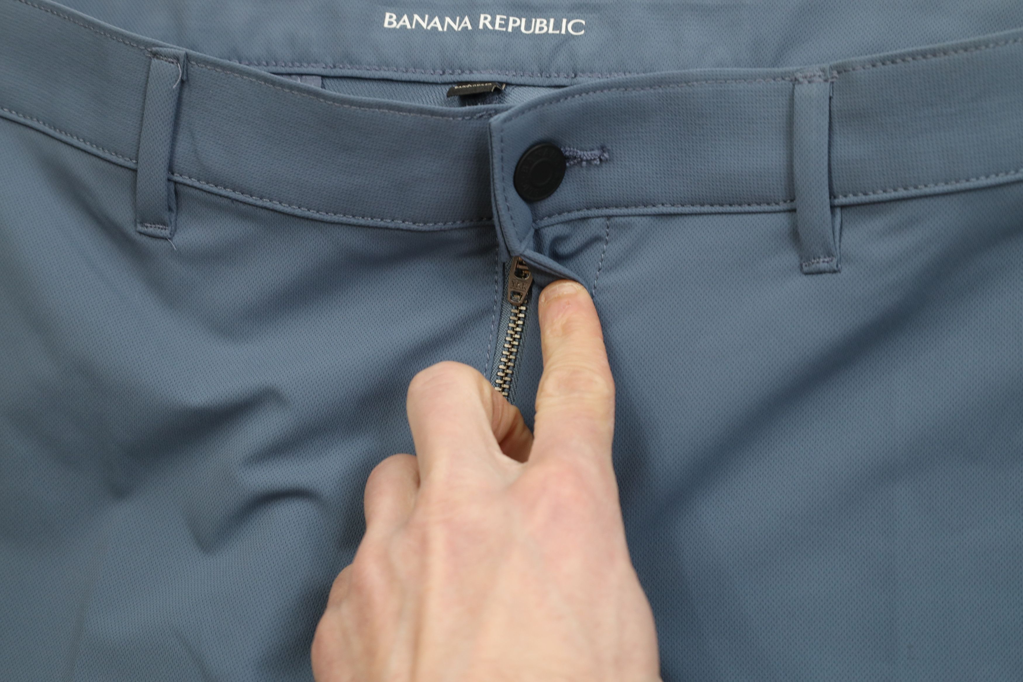 Banana Republic Banana Republic Knit Tapered Leg Chino Pants Trousers Blue Size US 36 / EU 52 - 7 Thumbnail
