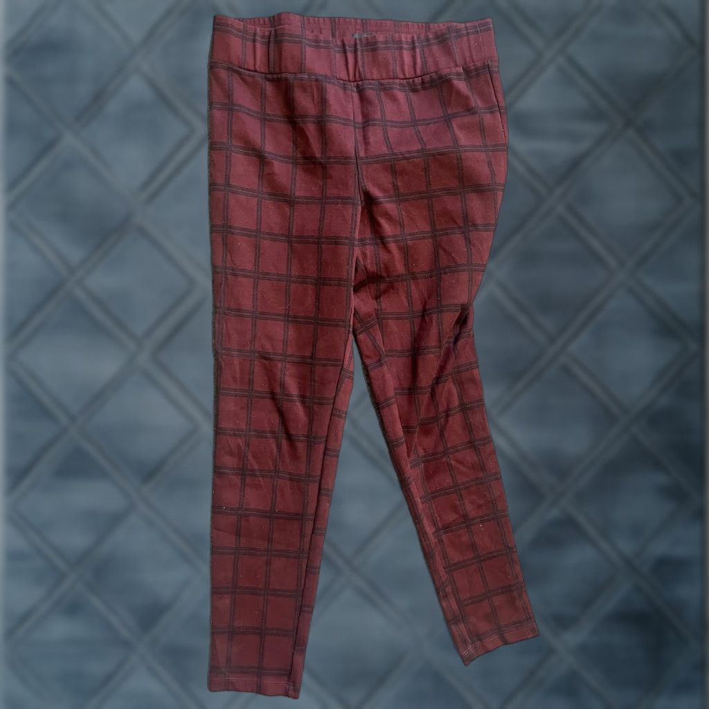 Loft VINTAGE LOFT Women Ankle Leggings Size M Casual Holiday Winter Plaid Red Stretch Size 32" / US 10 / IT 46 - 1 Thumbnail