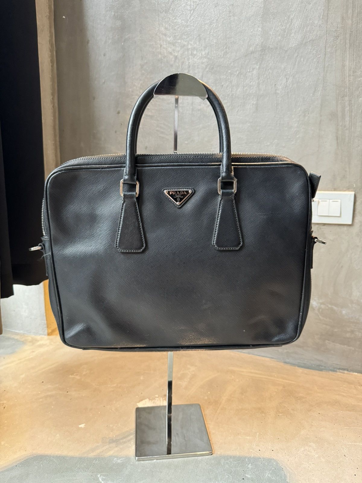 Prada Prada Black Saffiano Business Bag Size ONE SIZE - 2 Thumbnail