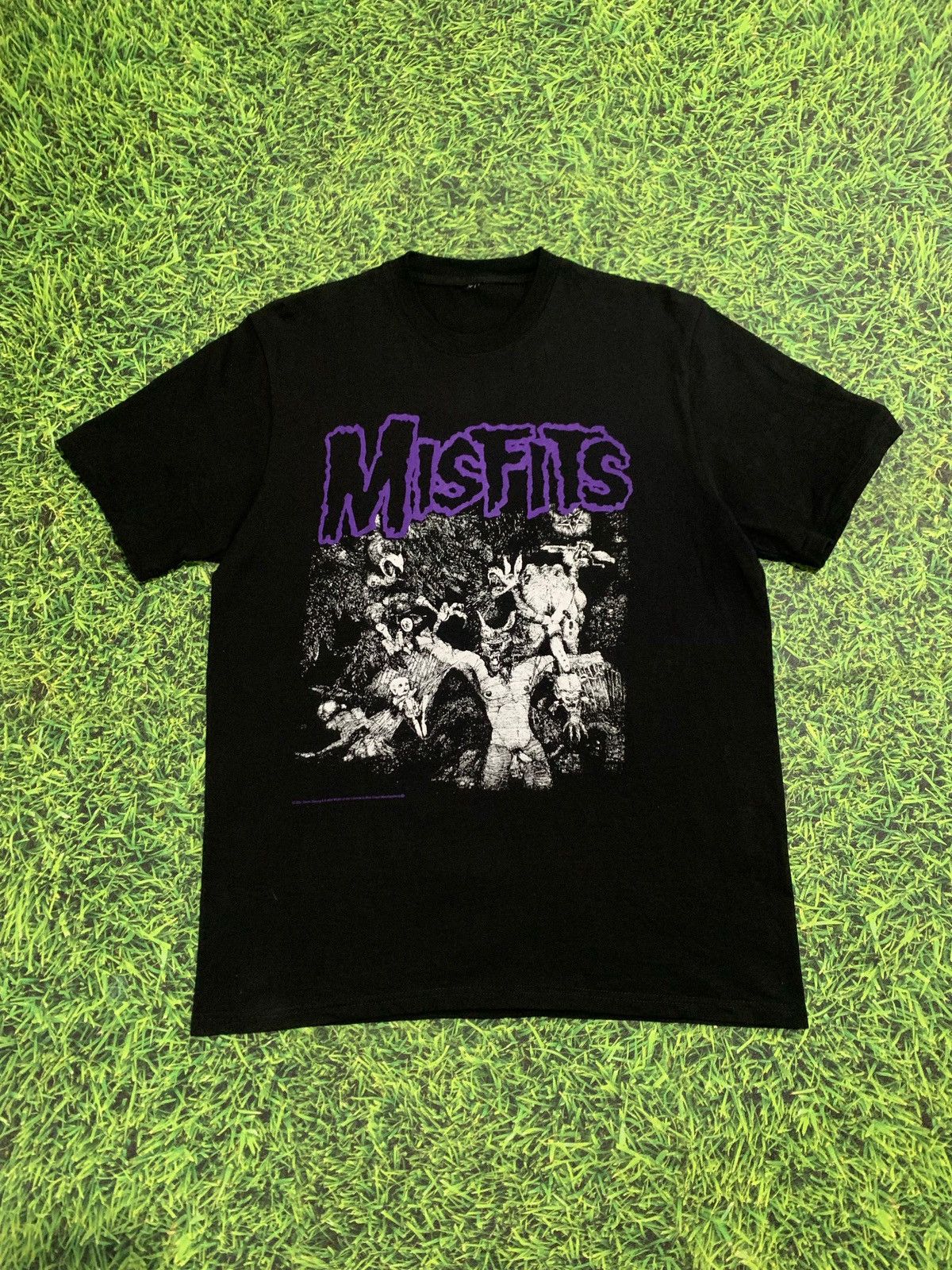 Band Tees Vintage Misfits “Wolf’s Blood” T-Shirt Size US L / EU 52-54 / 3 - 1 Thumbnail