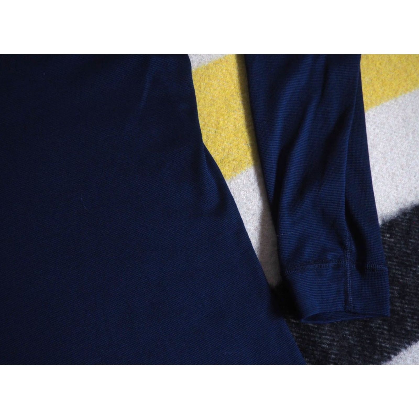 Patagonia VTG Patagonia Capilene USA Made Navy Blue 1/4 Zip Outdoor Hiking Shirt Men L Size US L / EU 52-54 / 3 - 5 Thumbnail