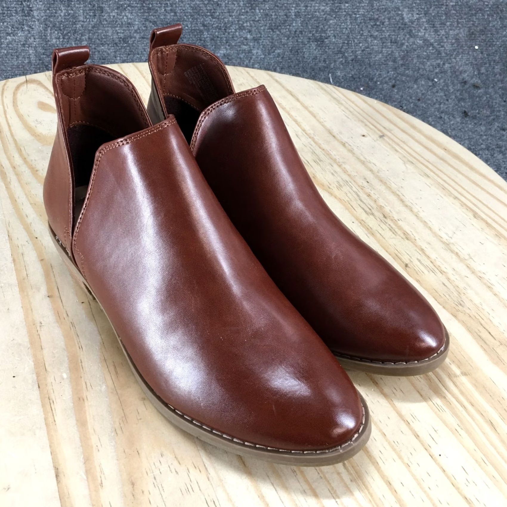 Vintage Universal Thread Boots Womens 7 Brown Nora Ankle Bootie Slip-On Casual Shoe Model Nora Women Boots Brown Ankle Bootie Slip-On Casual Size US 7 / IT 37 - 3 Thumbnail