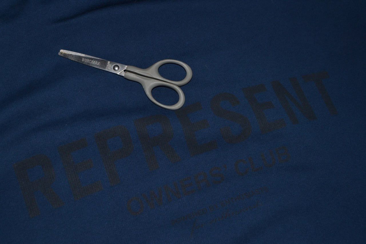 Represent Clo. REPRESENT OWNERS' CLUB MENS BLUE HOODIE HOODED JUMPER SIZE L Size US L / EU 52-54 / 3 - 11 Thumbnail